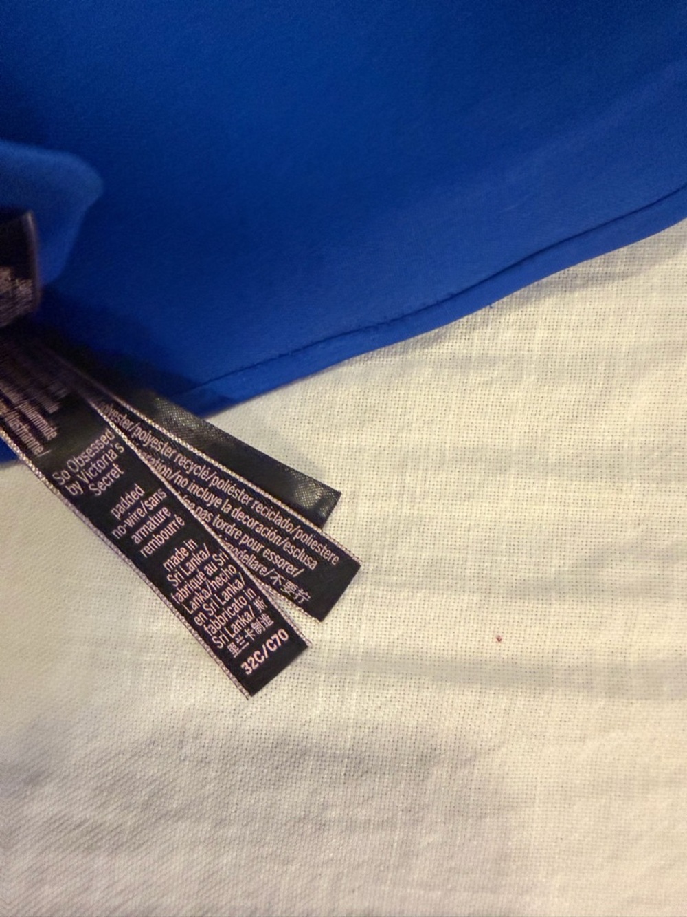 VS Royal blue push up bra 32C - Picture 3 of 3